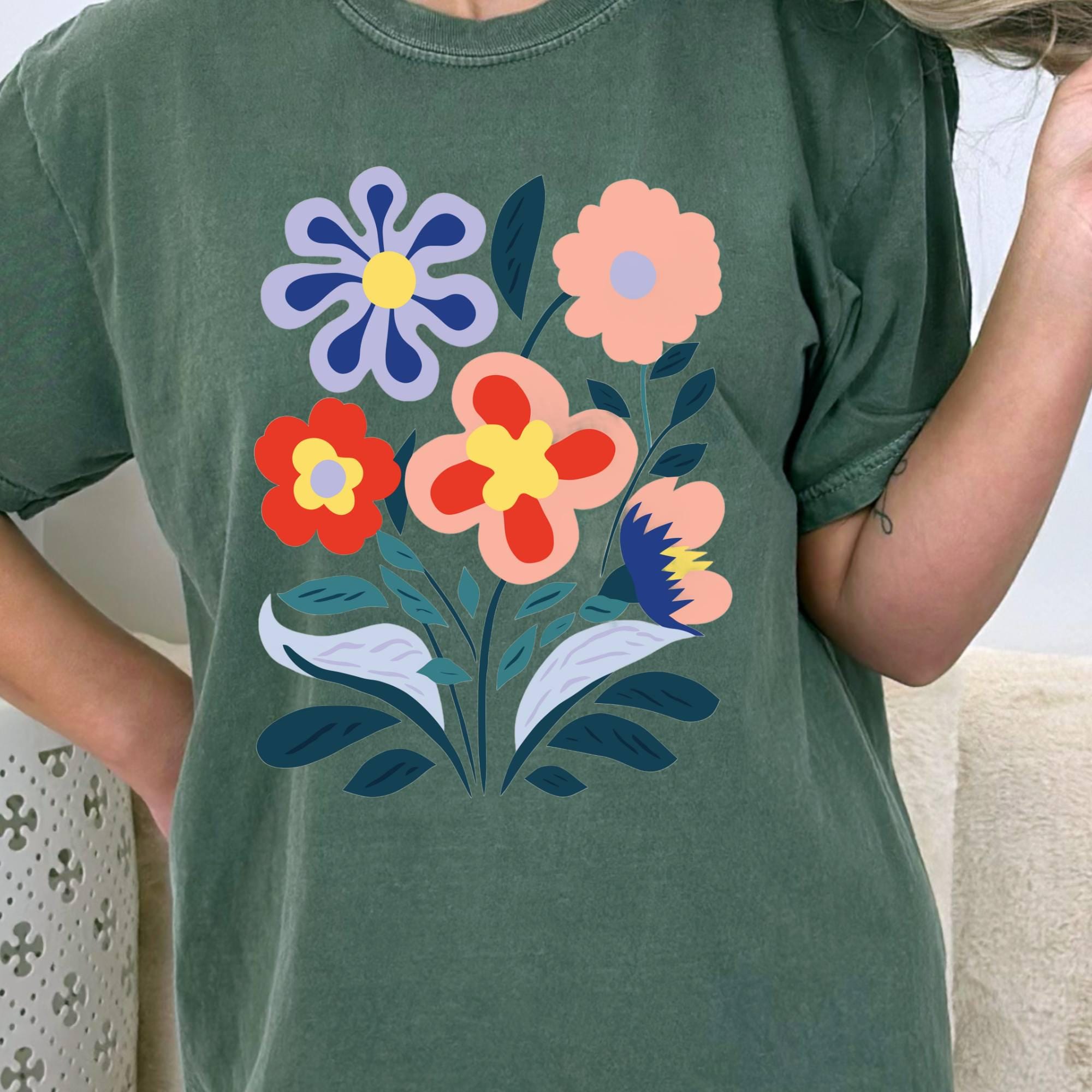 flower market, Garden T-shirt, Mom Gift, Gift for Her, 70s Flower Power Shirt, Floral T-shirt,